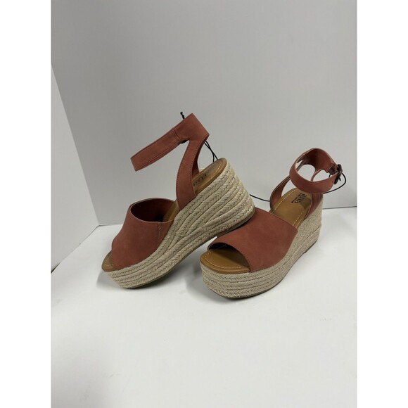 A.N.A Women Laskie Terracotta Wedge Sandals‎ 7 New - Picture 4 of 6